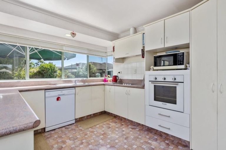 Photo of property in 18 Pacific Cove Drive, Papamoa Beach, Papamoa, 3118