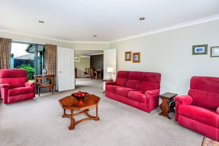 Photo of property in 8 Sedgemoor Close, Burwood, Christchurch, 8083