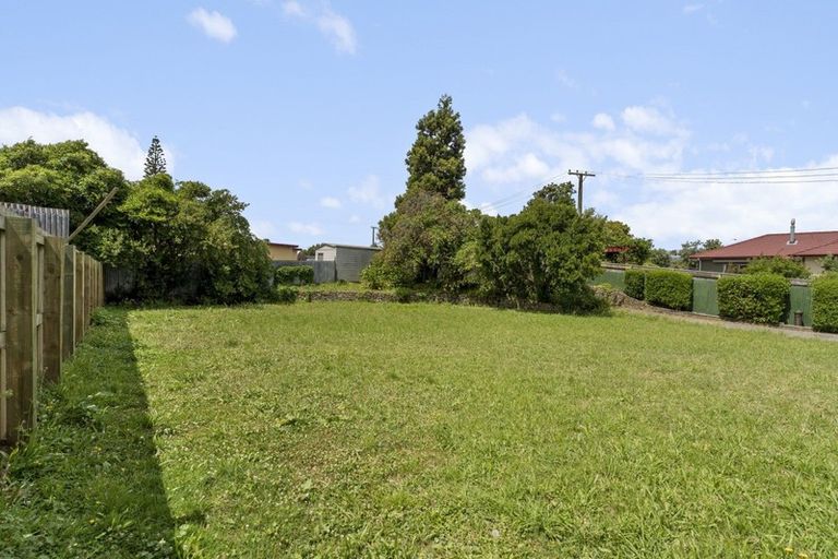 Photo of property in 15 Kirk Street, Otaki, 5512