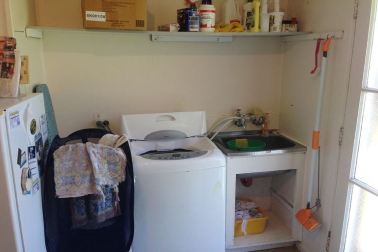 Photo of property in 8 Springfield Street, Forrest Hill, Auckland, 0620