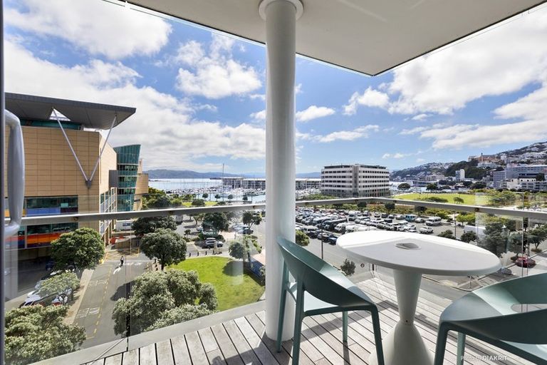 Photo of property in Piermont Apartments, 5f/82 Cable Street, Te Aro, Wellington, 6011