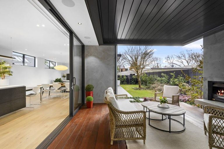 Photo of property in 3a Ngahere Street, Fendalton, Christchurch, 8041