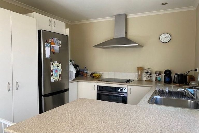 Photo of property in 11a Coubray Place, Botany Downs, Auckland, 2010