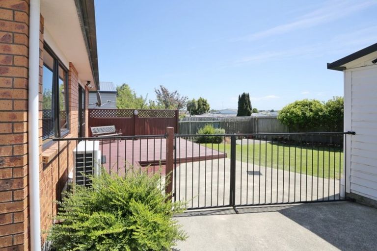 Photo of property in 22 Milford Street, Heidelberg, Invercargill, 9812