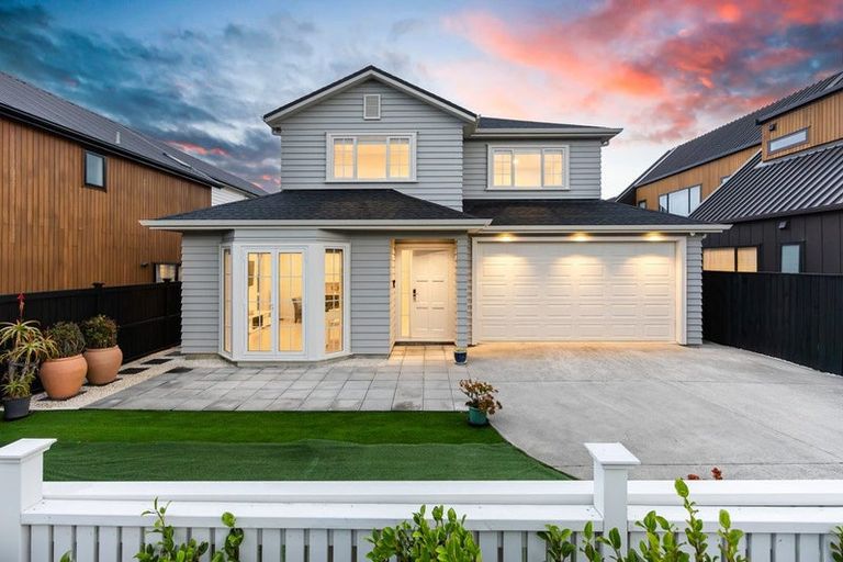 Photo of property in 11 Keel Street, Long Bay, Auckland, 0630