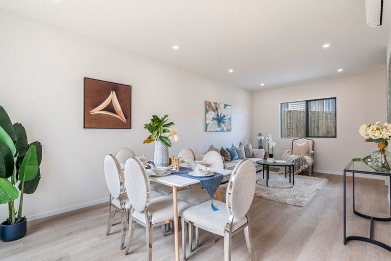 Photo of property in 49 Vera Road, Te Atatu South, Auckland, 0610