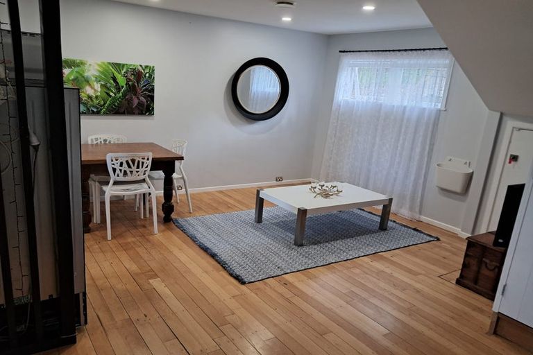 Photo of property in 352 Titirangi Road, Titirangi, Auckland, 0604