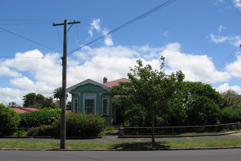Photo of property in 5 Henley Road, Mount Eden, Auckland, 1024