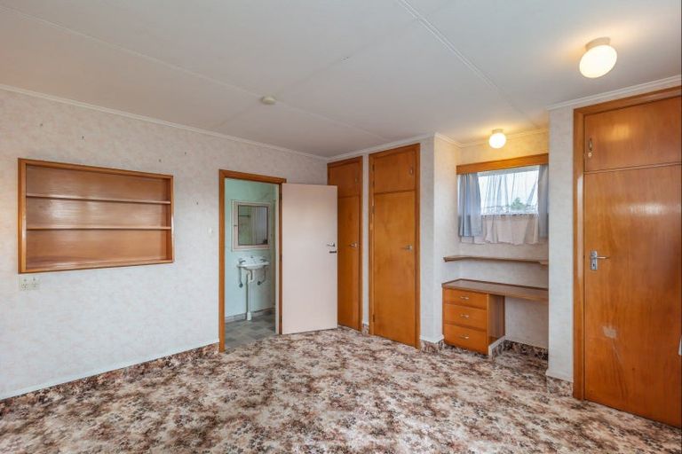 Photo of property in 28 Power Street, Levin, 5510