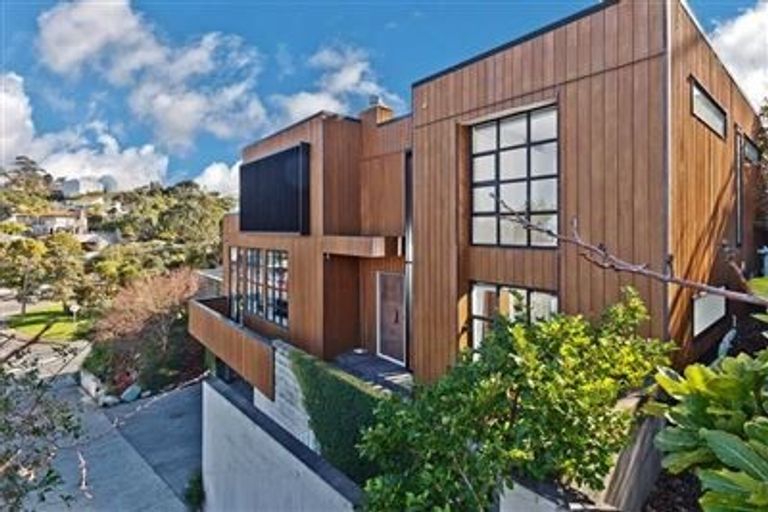 Photo of property in 109a Beach Road, Castor Bay, Auckland, 0620