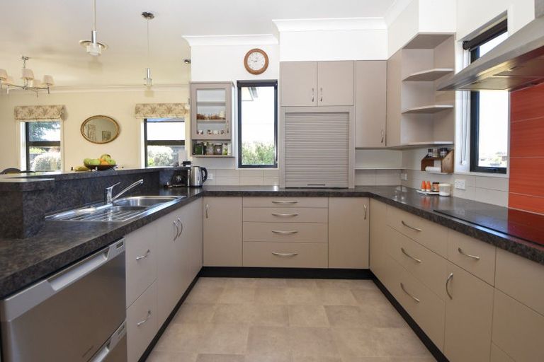 Photo of property in 39 Armstrong Avenue, Carterton, 5713