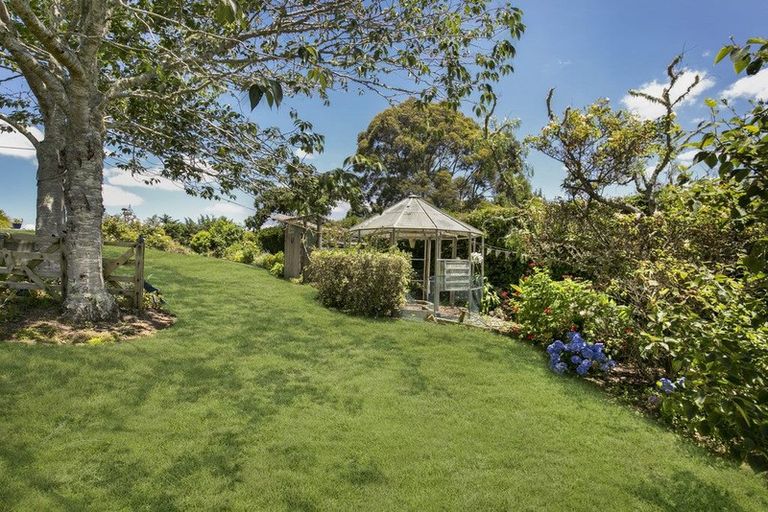 Photo of property in 962 Churchill Road, Pukekawa, Tuakau, 2696