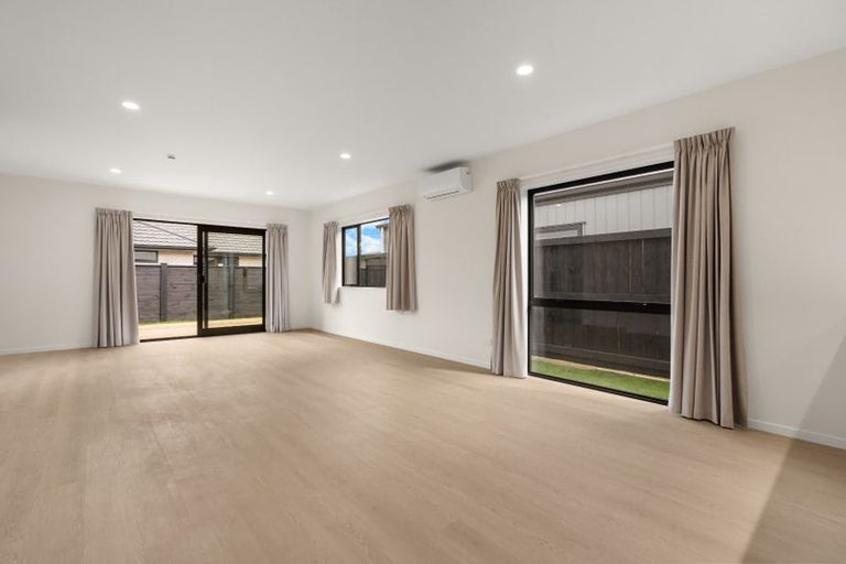 Photo of property in 64 Overton Street, Rototuna North, 3210