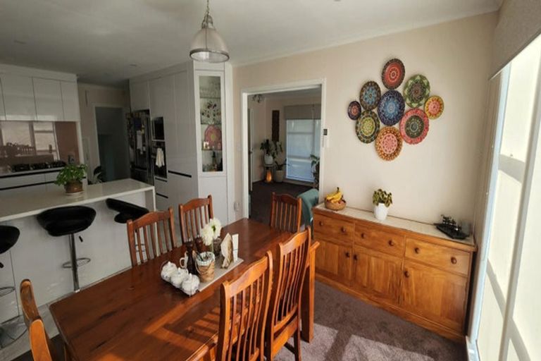 Photo of property in 79 Birdwood Avenue, Papatoetoe, Auckland, 2025