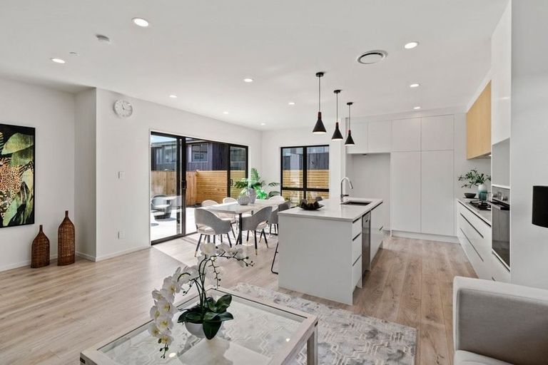 Photo of property in 51 Turret Lane, Hobsonville, Auckland, 0616