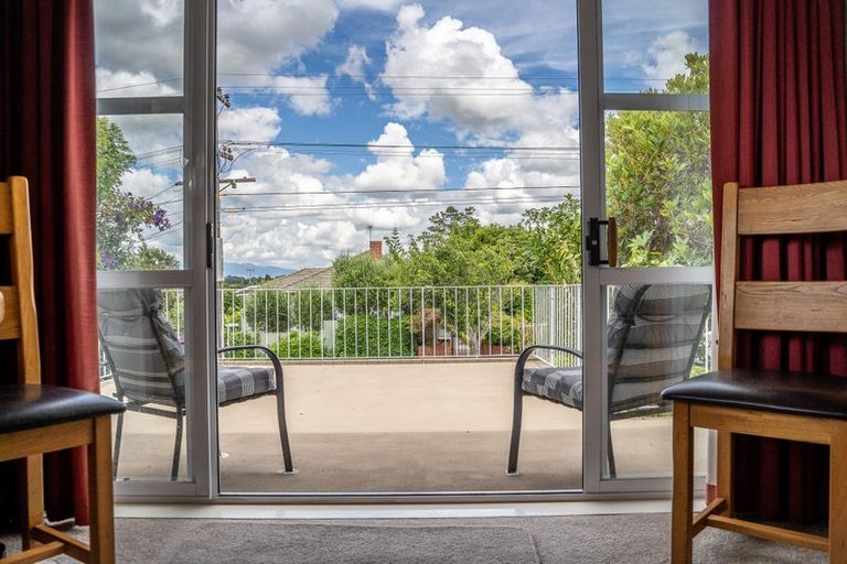 Photo of property in 17 Johnsview Terrace, Hillcrest, Hamilton, 3216