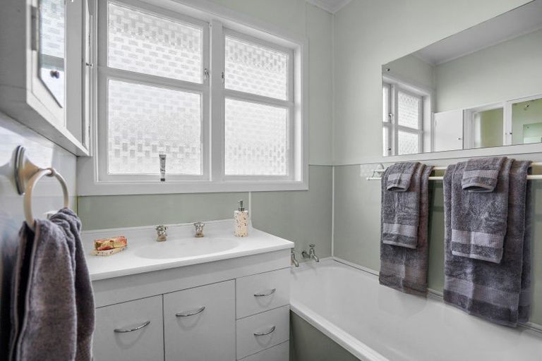 Photo of property in 1 Sunnyside Road, Nawton, Hamilton, 3200