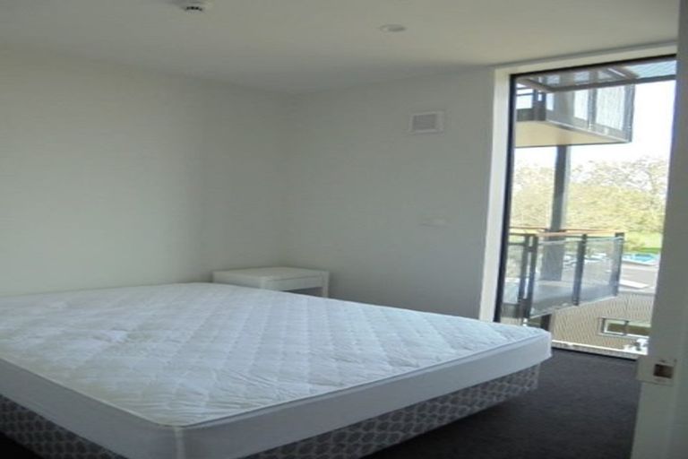 Photo of property in 1/50 Kilmore Street, Christchurch Central, Christchurch, 8013