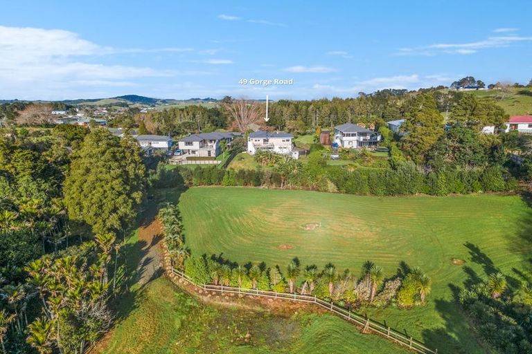 Photo of property in 49 Gorge Road, Maungaturoto, 0520