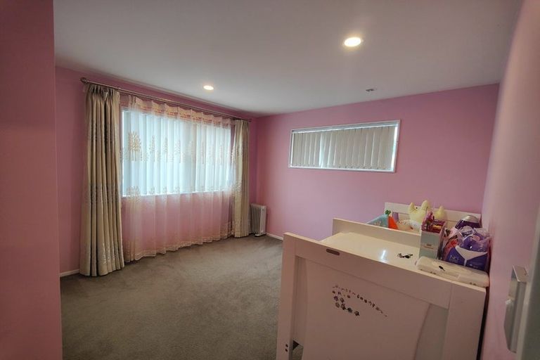 Photo of property in 12 Creggan Crescent, Flat Bush, Auckland, 2019