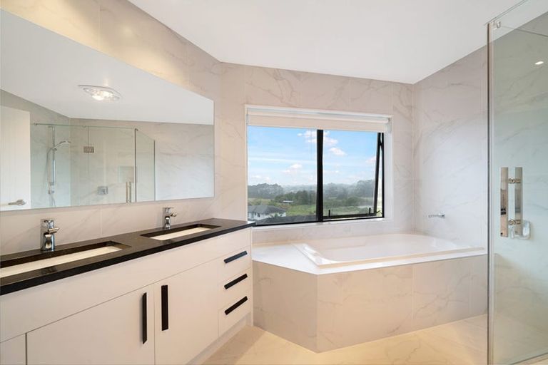 Photo of property in 55 Platinum Rise, Ranui, Auckland, 0612