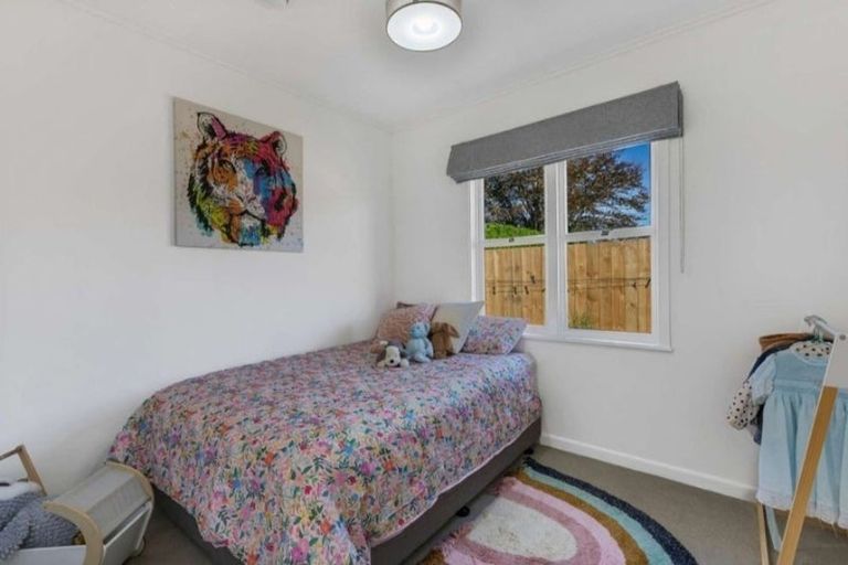 Photo of property in 15a Howden Street, Waiuku, 2123