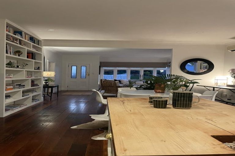 Photo of property in 45 Pukatea Street, Eastbourne, Lower Hutt, 5013