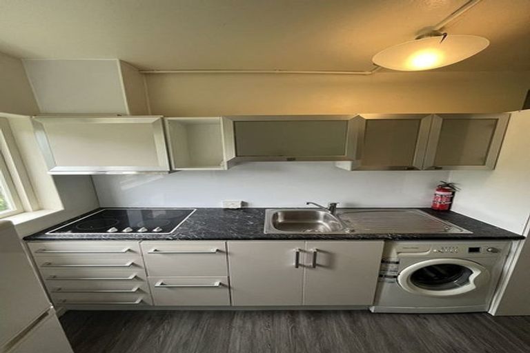 Photo of property in 6/20 Saint Michaels Crescent, Kelburn, Wellington, 6012