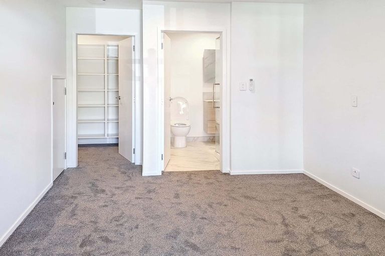 Photo of property in 3/10 Rainey Grove, Taita, Lower Hutt, 5011