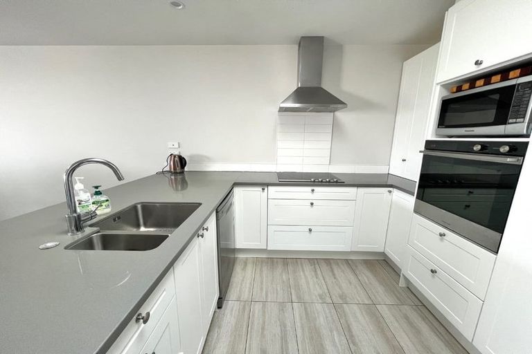 Photo of property in 3c Melia Place, Stanmore Bay, Whangaparaoa, 0932