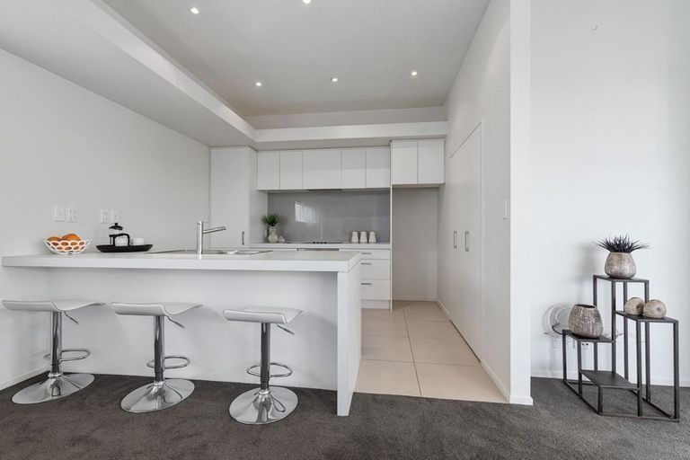 Photo of property in 6/49 Browns Road, Browns Bay, Auckland, 0630