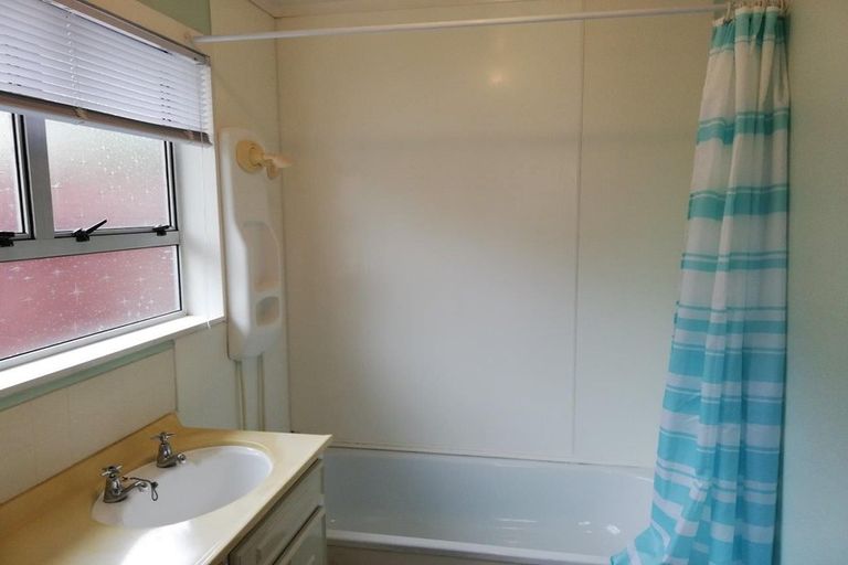 Photo of property in 16 Kipling Street, Johnsonville, Wellington, 6037