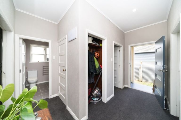 Photo of property in 43 Millar Street, Terrace End, Palmerston North, 4410
