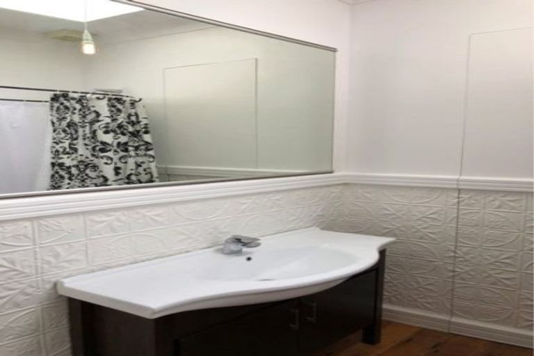 Photo of property in 1 Haines Terrace, Aro Valley, Wellington, 6021