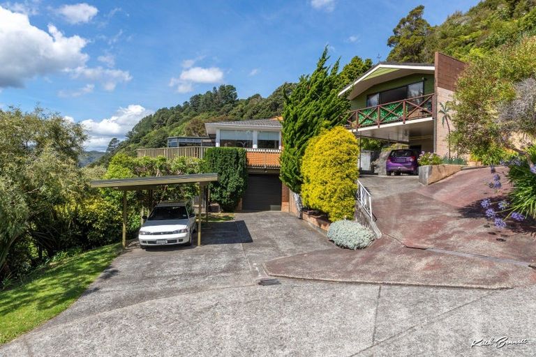 Photo of property in 27 Plateau Road, Te Marua, Upper Hutt, 5018