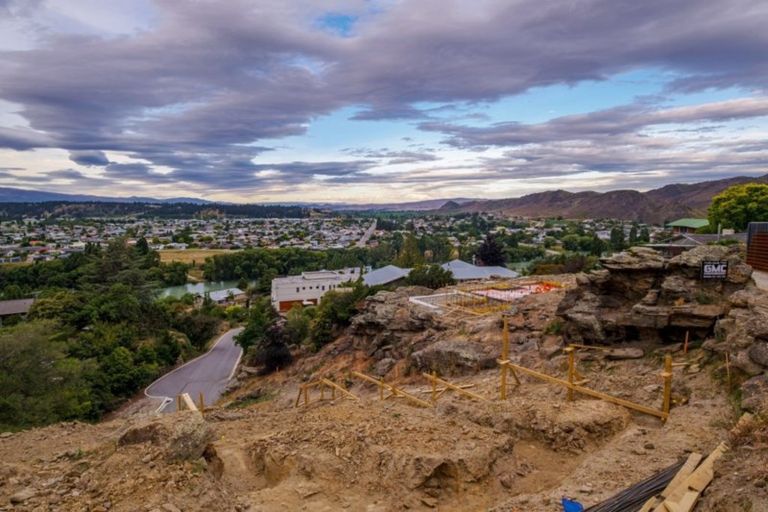 Photo of property in 10 Hawkdun Place, Bridge Hill, Alexandra, 9320