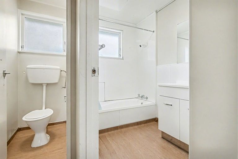 Photo of property in 5 Cresta Place, Onerahi, Whangarei, 0110