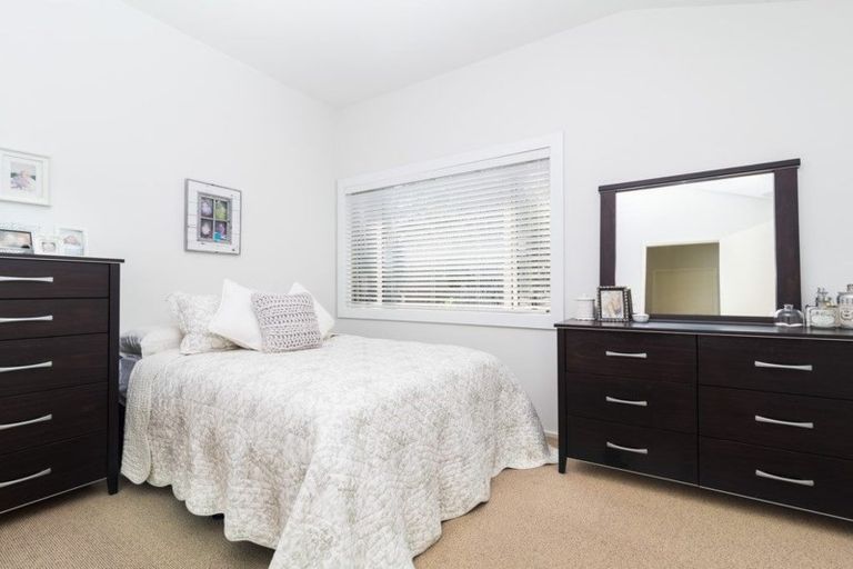 Photo of property in 4/108a Verran Road, Birkdale, Auckland, 0626