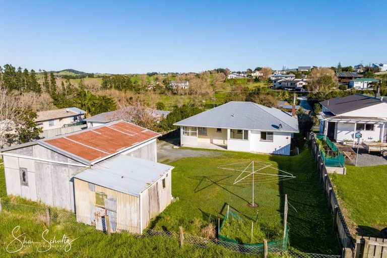 Photo of property in 30 Bickerstaffe Road, Maungaturoto, 0520