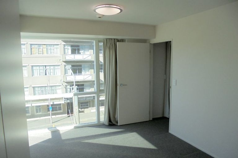 Photo of property in The Peak Apartments, 405/170 Taranaki Street, Te Aro, Wellington, 6011