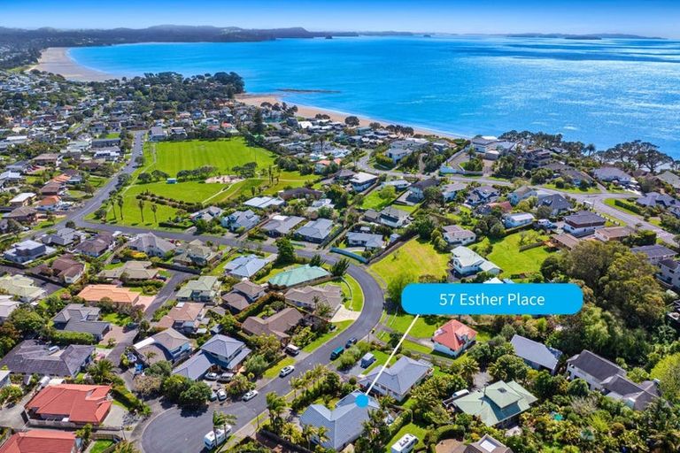 Photo of property in 57 Esther Place, Red Beach, 0932