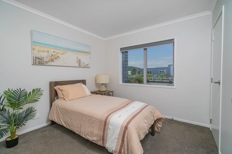 Photo of property in 49 Longreach Drive, Cooks Beach, Whitianga, 3591