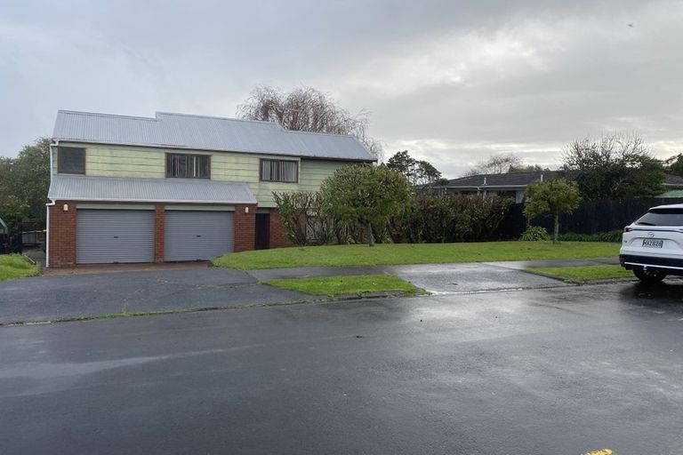 Photo of property in 34 Birman Close, Half Moon Bay, Auckland, 2012
