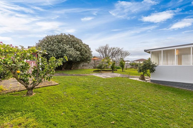 Photo of property in 19 Plunket Avenue, Papatoetoe, Auckland, 2104