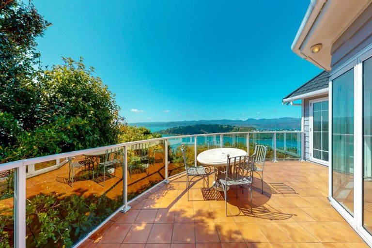 Photo of property in 4 Robieson Street, Roseneath, Wellington, 6011