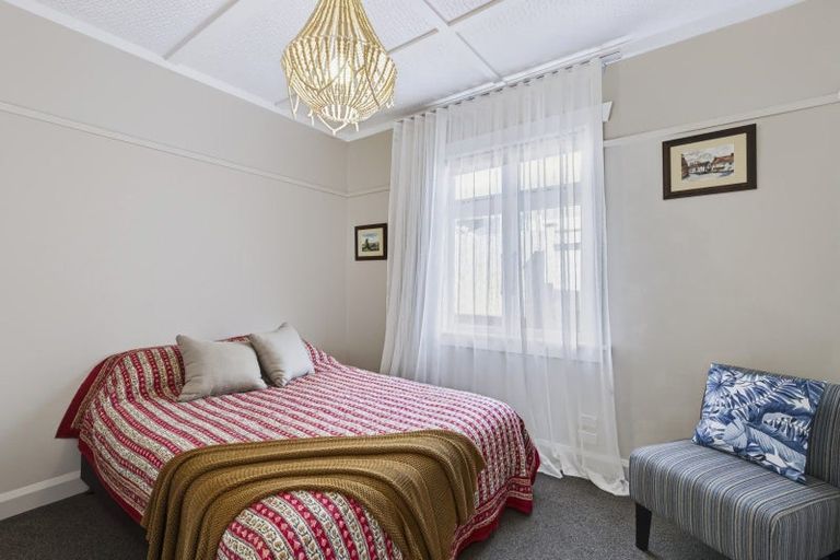 Photo of property in 22 Ngaio Street, Strandon, New Plymouth, 4312