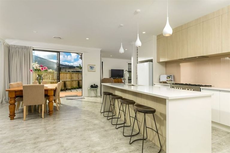 Photo of property in 13 Remana Crescent, Huapai, Kumeu, 0810