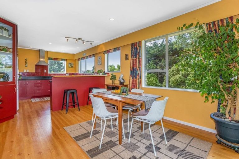 Photo of property in 22 Bowline Place, Whitby, Porirua, 5024