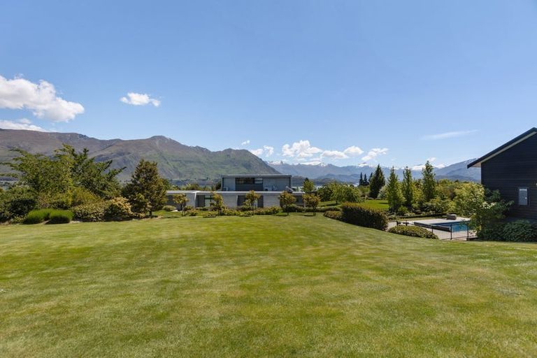 Photo of property in 38 Ridgecrest, Wanaka, 9305