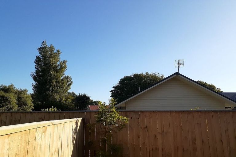 Photo of property in 22 Ron Deal Way, Epuni, Lower Hutt, 5011